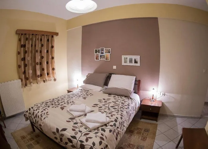 Dione By Open מלון דימיטסאנה