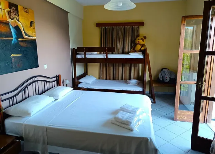 מלון Dione By Open